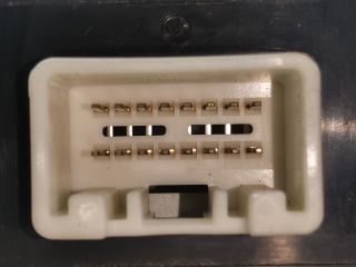 bontott MAZDA PREMACY Központizár Elektronika