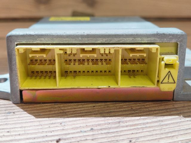 bontott MAZDA PREMACY Légzsák Elektronika