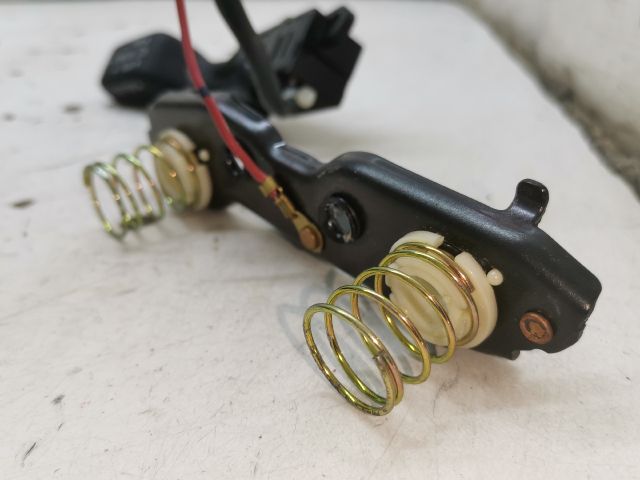 bontott MAZDA PREMACY Multimédia Vezérlő