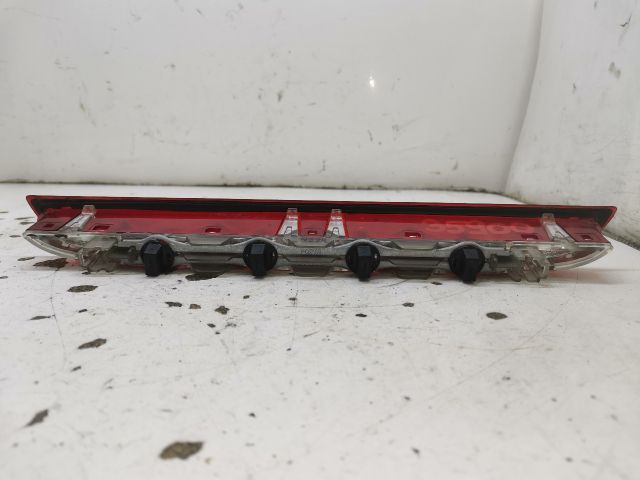 bontott MAZDA PREMACY Pótféklámpa