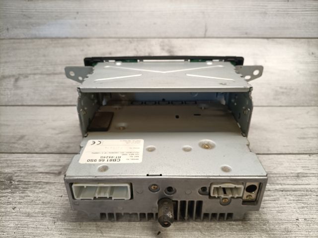 bontott MAZDA PREMACY Rádió / CD