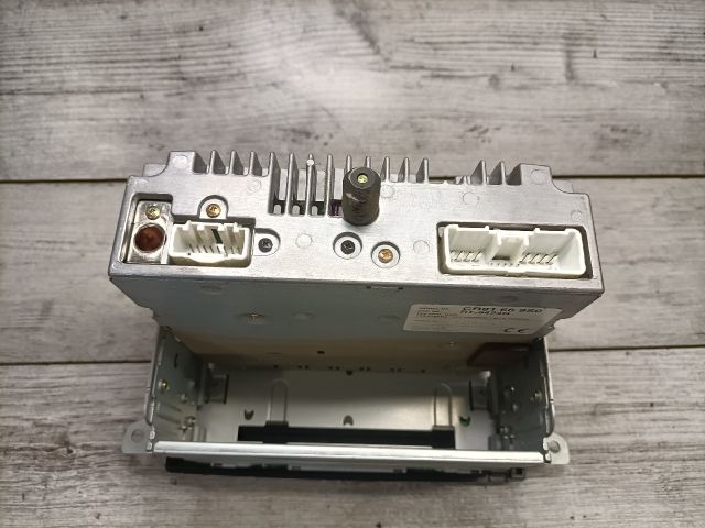 bontott MAZDA PREMACY Rádió / CD