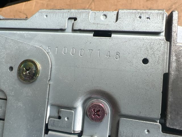 bontott MAZDA PREMACY Rádió / CD