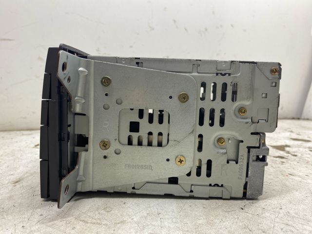 bontott MAZDA PREMACY Rádió / CD