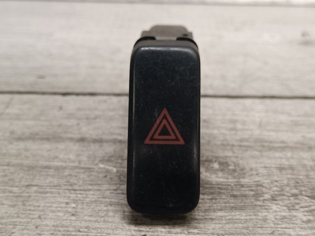 bontott MAZDA PREMACY Vészvillogó Kapcsoló