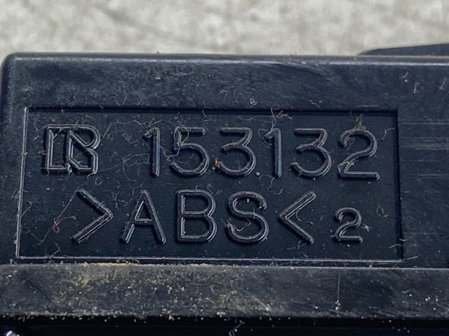 bontott MAZDA PREMACY Vészvillogó Kapcsoló