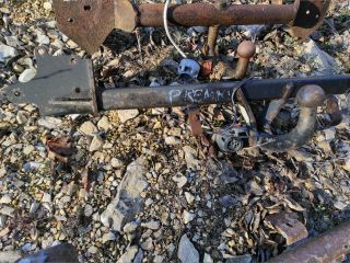 bontott MAZDA PREMACY Vonóhorog