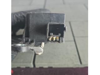 bontott MAZDA RX 8 Antenna Erősítő