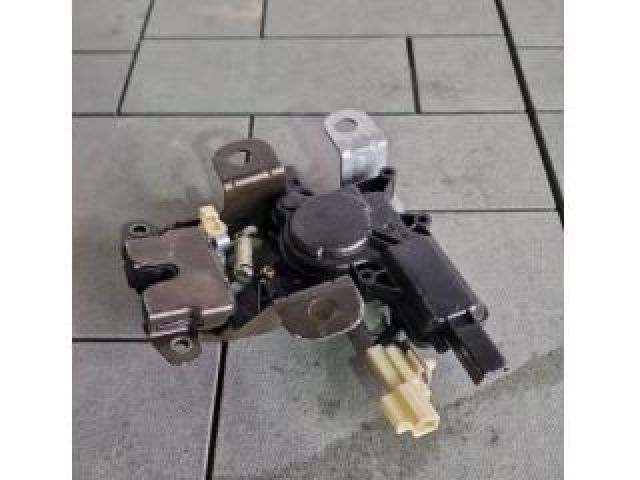 bontott MAZDA RX 8 Csomagtérajtó Zárszerkezet