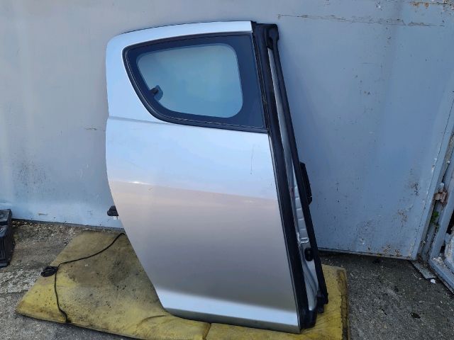 bontott MAZDA RX 8 Jobb hátsó Ajtó (Részeivel)