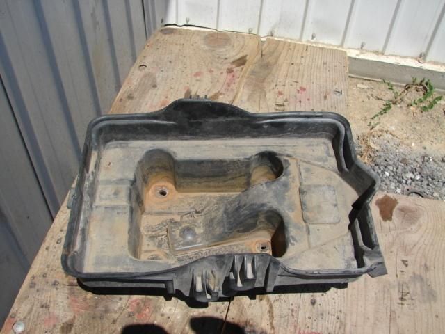 bontott MAZDA TRIBUTE Akkumulátor Tartó