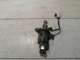 bontott MAZDA XEDOS 6 Csomagtérajtó Zárbetét