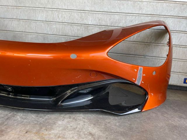 bontott MCLAREN 720S Első Lökhárító (Üresen)