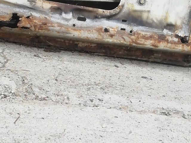 bontott MERCEDES-BENZ /8 Bal első Ajtó (Üres lemez)