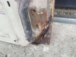 bontott MERCEDES-BENZ /8 Bal első Ajtó (Üres lemez)