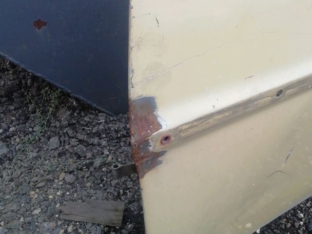 bontott MERCEDES-BENZ /8 Bal első Ajtó (Üres lemez)