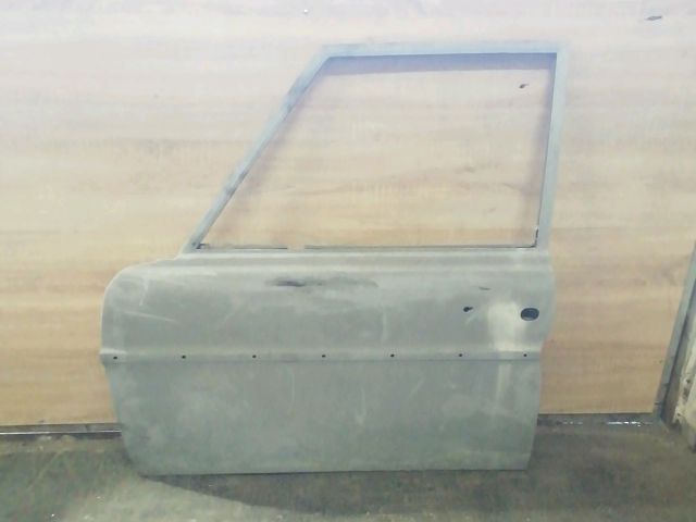 bontott MERCEDES-BENZ /8 Bal első Ajtó (Üres lemez)