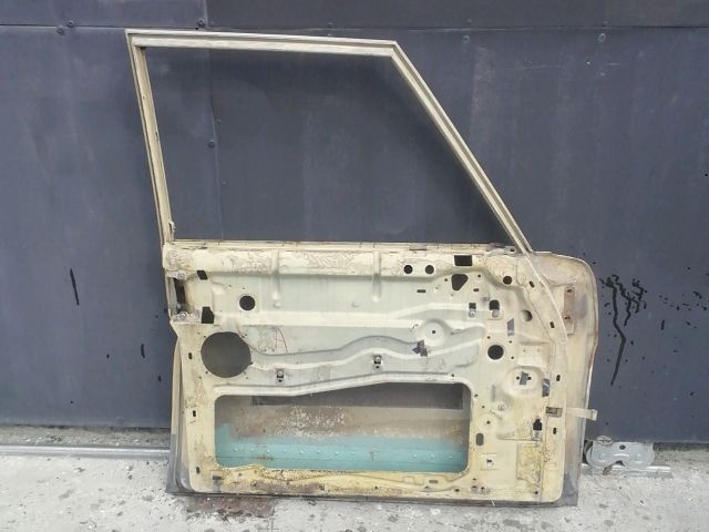 bontott MERCEDES-BENZ /8 Bal első Ajtó (Üres lemez)