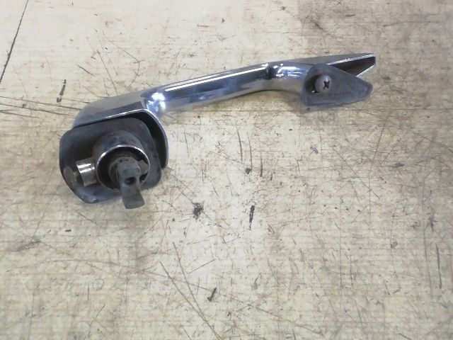 bontott MERCEDES-BENZ /8 Bal első Külső Kilincs