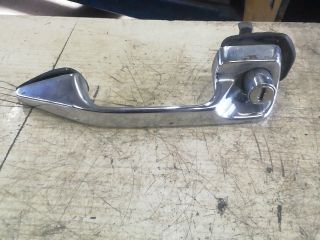 bontott MERCEDES-BENZ /8 Bal első Külső Kilincs