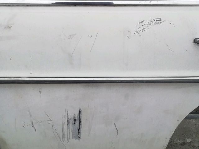 bontott MERCEDES-BENZ /8 Bal hátsó Ajtó (Üres lemez)