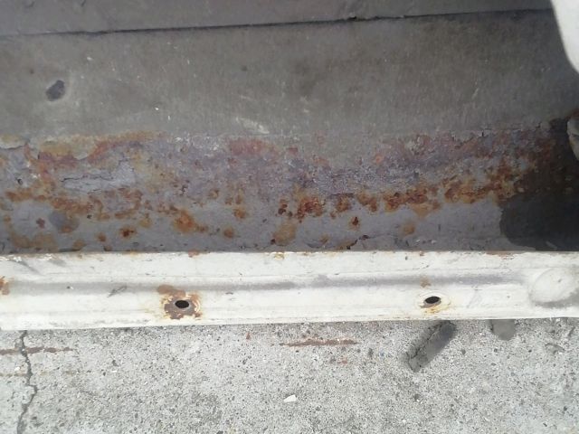 bontott MERCEDES-BENZ /8 Bal hátsó Ajtó (Üres lemez)