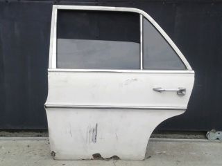 bontott MERCEDES-BENZ /8 Bal hátsó Ajtó (Üres lemez)