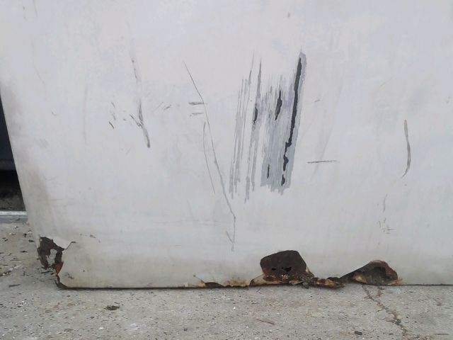 bontott MERCEDES-BENZ /8 Bal hátsó Ajtó (Üres lemez)