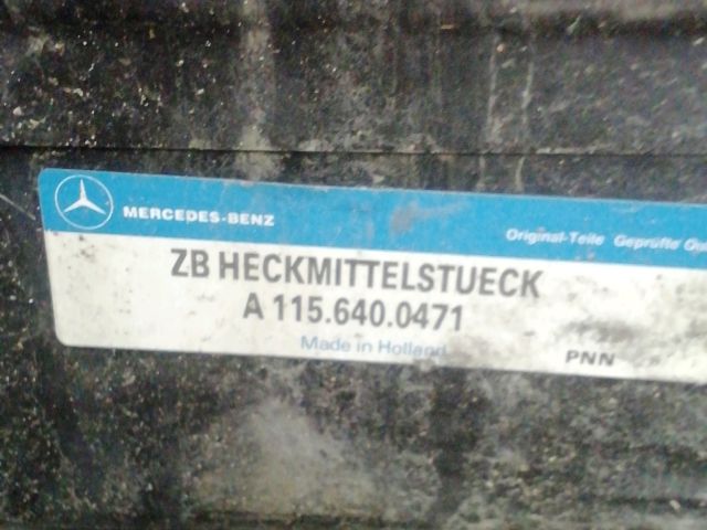 bontott MERCEDES-BENZ /8 Hátfal