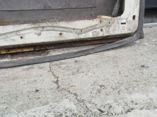 bontott MERCEDES-BENZ /8 Jobb első Ajtó (Üres lemez)