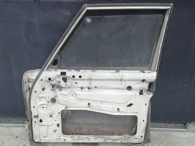 bontott MERCEDES-BENZ /8 Jobb első Ajtó (Üres lemez)