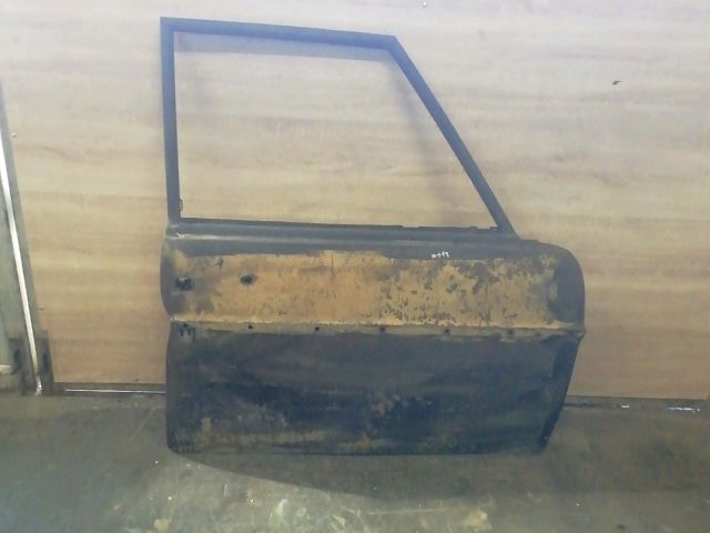 bontott MERCEDES-BENZ /8 Jobb első Ajtó (Üres lemez)
