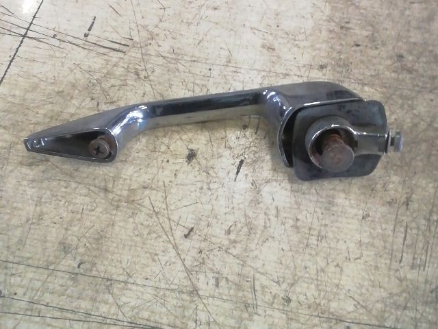 bontott MERCEDES-BENZ /8 Jobb első Külső Kilincs