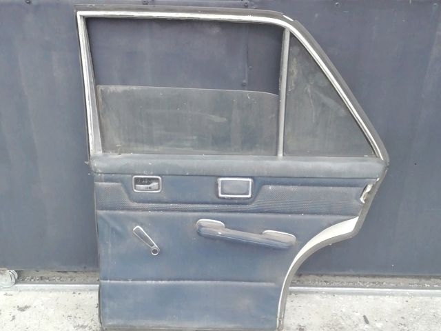 bontott MERCEDES-BENZ /8 Jobb hátsó Ajtó (Üres lemez)