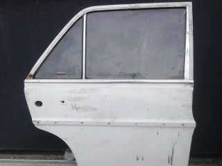 bontott MERCEDES-BENZ /8 Jobb hátsó Ajtó (Üres lemez)