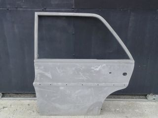 bontott MERCEDES-BENZ /8 Jobb hátsó Ajtó (Üres lemez)