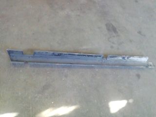 bontott MERCEDES-BENZ /8 Jobb Küszöb