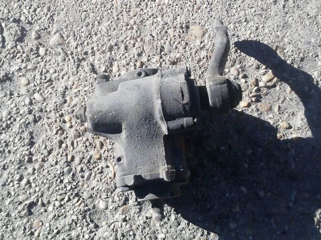 bontott MERCEDES-BENZ /8 Kormánymű Szervós