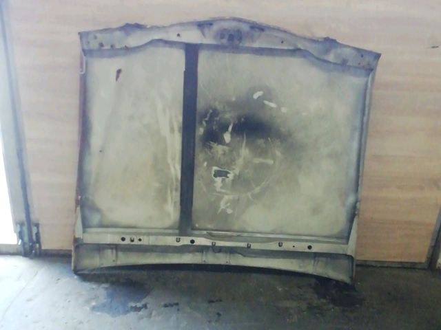 bontott MERCEDES-BENZ /8 Motorháztető