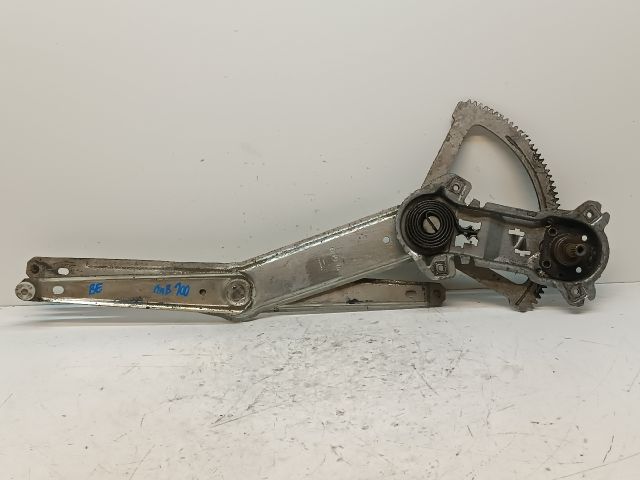 bontott MERCEDES-BENZ 100 Bal első Ablakemelő Szerkezet (Mechanikus)