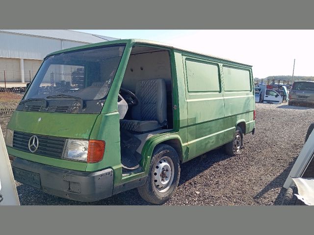 bontott MERCEDES-BENZ 100 Fékrásegítő