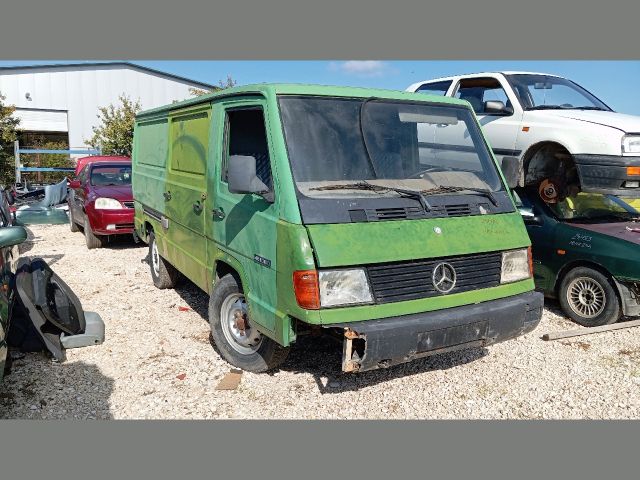 bontott MERCEDES-BENZ 100 Fékrásegítő