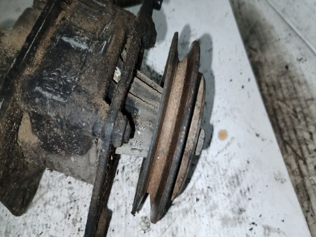 bontott MERCEDES-BENZ 100 Kormányszervó Motor (Hidraulikus)