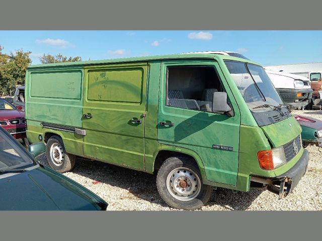 bontott MERCEDES-BENZ 100 Jobb első Ablakemelő Szerkezet (Mechanikus)