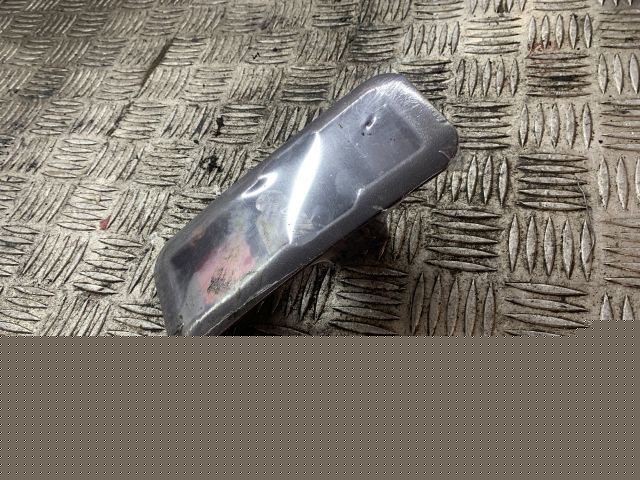 bontott MERCEDES-BENZ 170 Hátsó Ülés Rögzítő