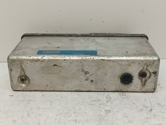 bontott MERCEDES-BENZ 190 ABS Elektronika