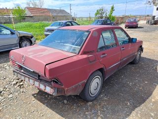 bontott MERCEDES-BENZ 190 Csomagtérajtó (Üres lemez)