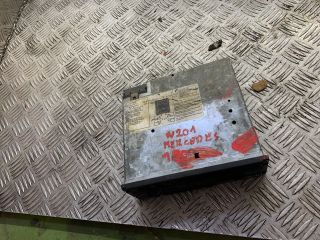 bontott MERCEDES-BENZ 190 Rádió / CD