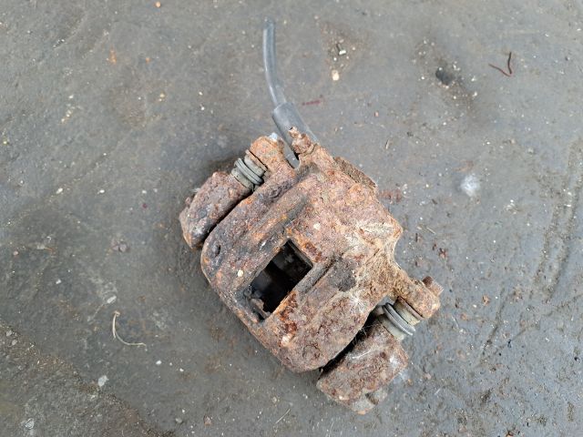 bontott MERCEDES-BENZ A-CLASS Bal első Féknyereg Munkahengerrel