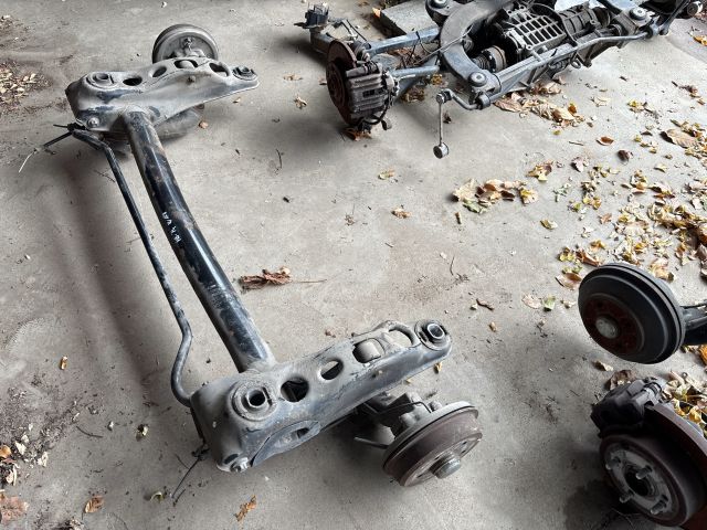 bontott MERCEDES-BENZ A-CLASS Hátsó Híd (Dobfékes)